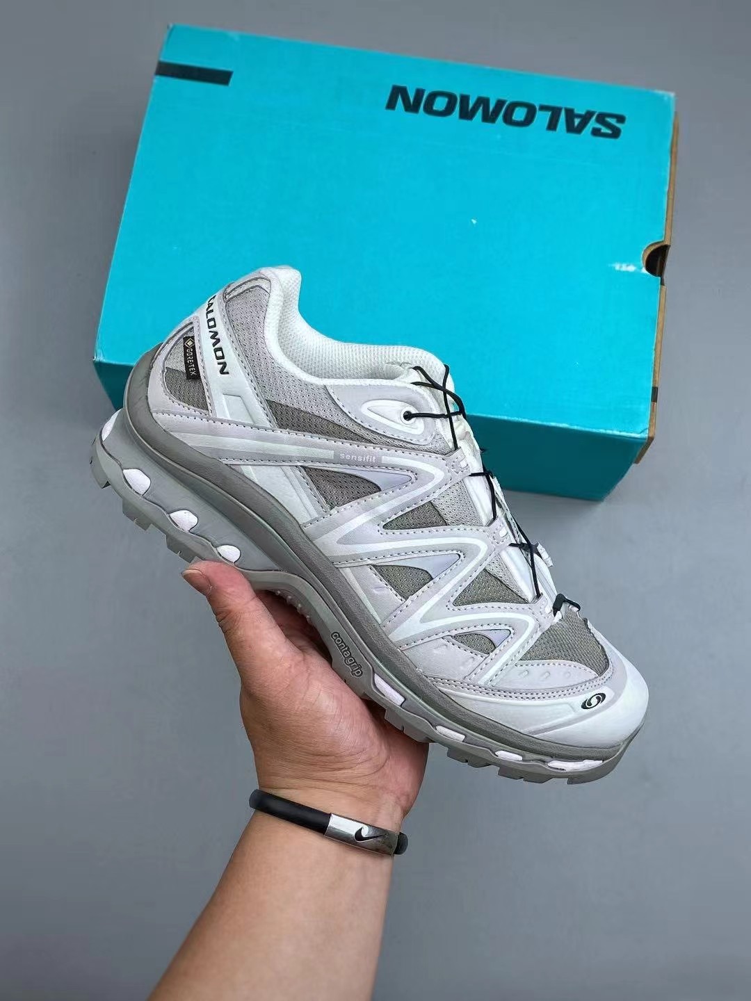 sneaker
